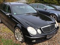 Second-hand Mercedes E200 163 CP (119 kW) 2003 Negru Break