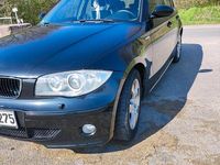 Gebraucht BMW 118 122 PS (89 kW) 2006 Schwarz Kleinwagen