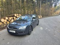 Gebraucht Ford Focus Titanium 116 PS (85 kW) 2005 Grau Limousine