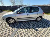Gebraucht Peugeot 206 60 PS (44 kW) 2000 Silber Limousine