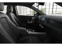 Gebraucht Mercedes GLA200 Progressive 150 PS (110 kW) 2025 Schwarz SUV