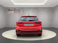 Gebraucht Hyundai i20 Select 101 PS (74 kW) 2020 Rot Kleinwagen