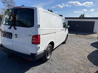 Gebraucht VW Transporter 102 PS (75 kW) 2016 Weiß Van