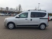 Gebraucht Dacia Dokker 102 PS (75 kW) 2016 Silber Van / Kleinbus