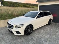 Używany Mercedes E220 194 KM (142 kW) 2018 Biały Kombi
