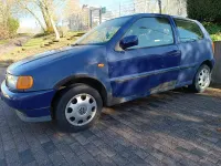 Gebraucht VW Polo 60 PS (44 kW) 1996 Blau Kleinwagen