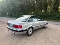 Gebraucht Audi 80 90 PS (66 kW) 1992 Silber Limousine