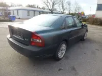 Usata Volvo S80 200 CV (147 kW) 2002 Verde Berlina