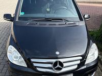 Gebraucht Mercedes B160 95 PS (69 kW) 2011 Schwarz Van / Kleinbus