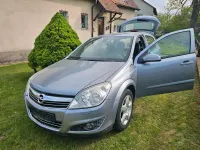 Usata Opel Astra 116 CV (85 kW) 2007 Grigio Utilitaria