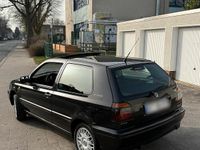 Gebraucht VW Golf III 75 PS (55 kW) 1997 Schwarz Kleinwagen