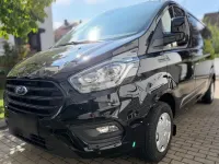 Używany Ford Transit Custom 131 KM (96 kW) 2021 Czarny Minivan
