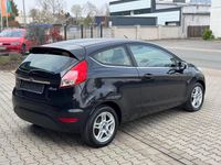 Gebraucht Ford Fiesta 75 PS (55 kW) 2013 Schwarz Kleinwagen