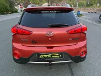 Usata Hyundai i20 Active 120 CV (88 kW) 2016 Arancione Berlina