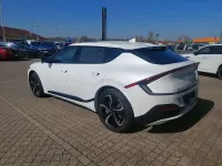 Gebraucht Kia EV6 GT-Line 239 kW (325 PS) 2023 Snow white pearl meatllic SUV