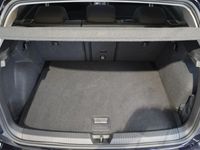 Gebraucht VW Golf VIII Active 150 PS (110 kW) 2023 Schwarz Limousine