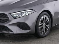 Gebraucht Mercedes A180 Progressive 116 PS (85 kW) 2025 Grau Limousine