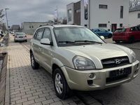 Gebraucht Hyundai Tucson 141 PS (103 kW) 2007 Silber SUV