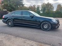 Gebraucht Mercedes E250 Avantgarde 204 PS (150 kW) 2009 Schwarz Limousine