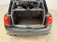 Gebraucht Mini Cooper Classic 136 PS (100 kW) 2023 Midnight blac (metallic) Kleinwagen