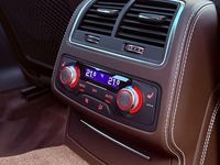 Second-hand Audi RS6 Exclusive 560 CP (411 kW) 2017 Alb Break