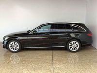 Gebraucht Mercedes C300 Avantgarde 245 PS (180 kW) 2020 Schwarz Kombi