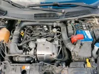 Gebraucht Ford Fiesta 99 PS (72 kW) 2015 Schwarz Kleinwagen