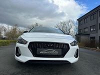 Gebraucht Hyundai i30 140 PS (102 kW) 2017 Weiß Limousine