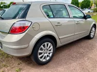 Gebraucht Opel Astra Edition 90 PS (66 kW) 2005 Pannacotta m2 Kleinwagen
