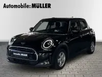Occasion Mini Cooper Essential 136 PK (100 kW) 2022 Zwart Hatchback