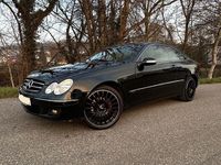 Gebraucht Mercedes CLK220 Avantgarde 150 PS (110 kW) 2008 Schwarz Coupé
