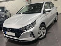 Gebraucht Hyundai i20 101 PS (74 kW) 2021 Silber Limousine