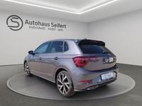 Neu VW Polo R-line 95 PS (69 kW) 2025 Grau Limousine