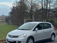 Gebraucht Nissan Tiida 110 PS (80 kW) 2009 Silber Kleinwagen