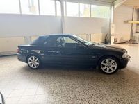 Gebraucht BMW 320 Sport Line 170 PS (125 kW) 2001 Blau Cabrio