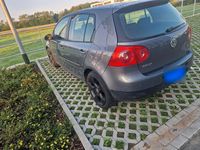 Gebraucht VW Golf V 105 PS (77 kW) 2005 Silber Kleinwagen