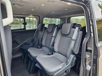 Gebraucht Ford Tourneo 131 PS (96 kW) 2021 Grau Van / Kleinbus