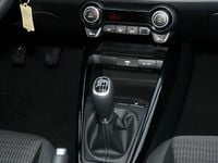 Neu Kia Stonic 101 PS (74 kW) 2025 Rot SUV