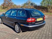 Second-hand Volvo V40 116 CP (85 kW) 2002 Albastru Break