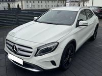 Gebraucht Mercedes GLA180 Style 122 PS (89 kW) 2017 Weiß SUV