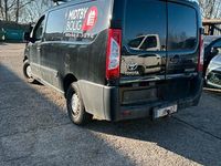 Gebraucht Toyota Proace 128 PS (94 kW) 2015 Schwarz Van / Kleinbus