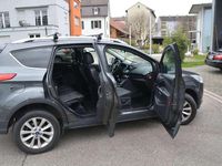 Gebraucht Ford Kuga Titanium 150 PS (110 kW) 2016 Grau SUV