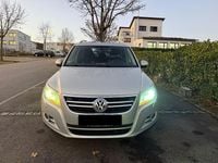 Gebraucht VW Tiguan 140 PS (102 kW) 2009 Silber SUV