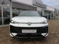 Gebraucht VW T-Roc R-line 150 PS (110 kW) 2025 Pure white uni / schwarz uni SUV