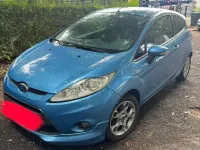 Gebraucht Ford Fiesta Trend 97 PS (71 kW) 2010 Blau Limousine