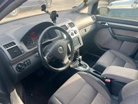 Gebraucht VW Touran 140 PS (102 kW) 2008 Schwarz Van / Kleinbus