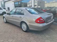 Gebraucht Mercedes E270 Elegance 177 PS (130 kW) 2005 Gold Limousine