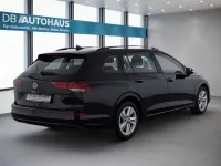 Gebraucht VW Golf VIII Life 110 PS (80 kW) 2024 Schwarz Kombi