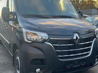 Second-hand Renault Master 150 CP (110 kW) 2023 Negru Monovolum