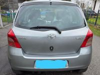 Gebraucht Toyota Yaris 87 PS (63 kW) 2007 Blau Kleinwagen